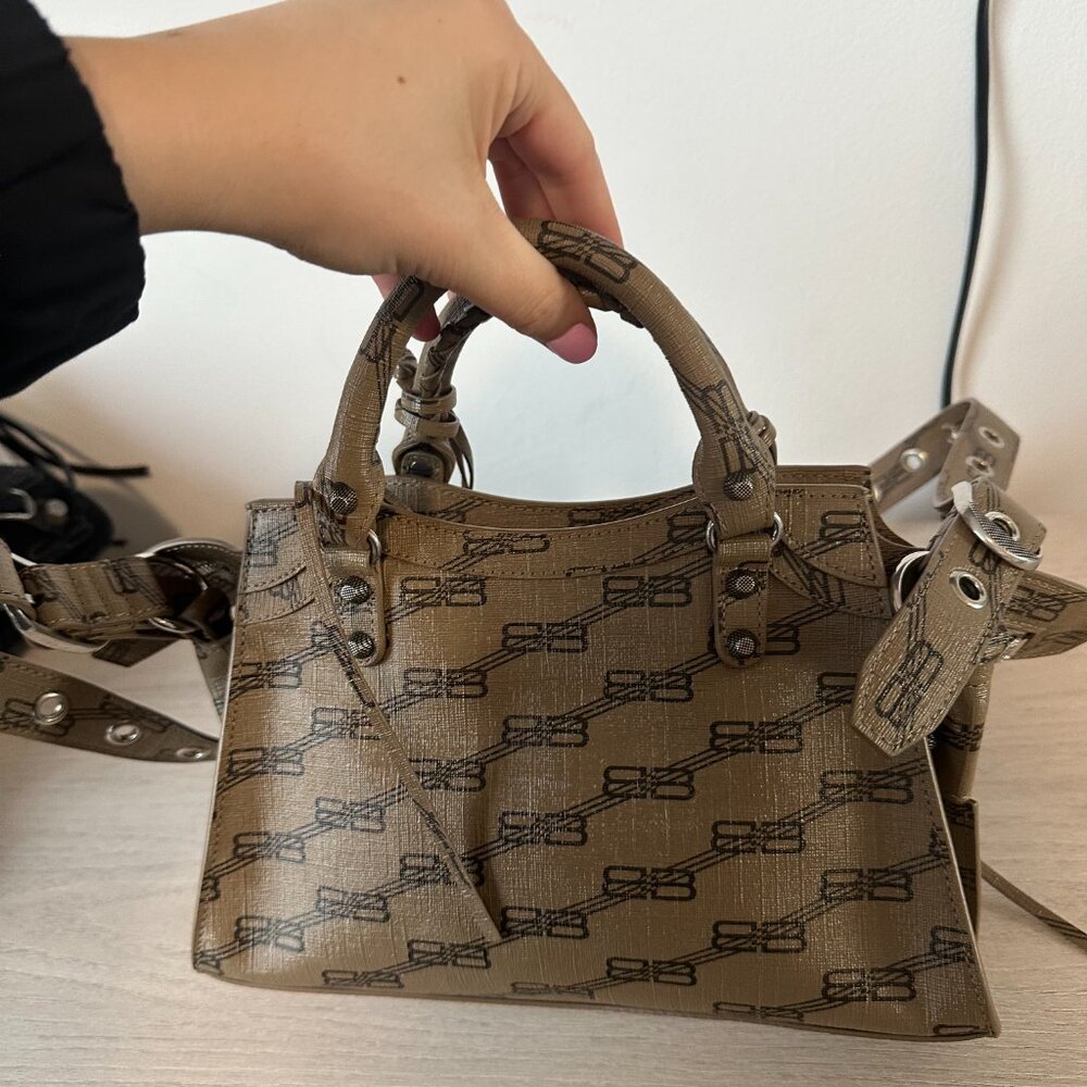 ❌SOLD❌NWT Balenciaga Neo Cagole Top Handle XS Shoulder Bag BB Monogram Coated - Picture 6 of 10